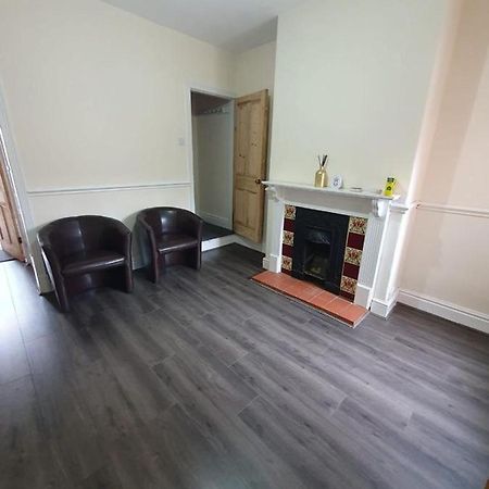 2 Bedroom House - Hopefield Road Leicester Exterior photo
