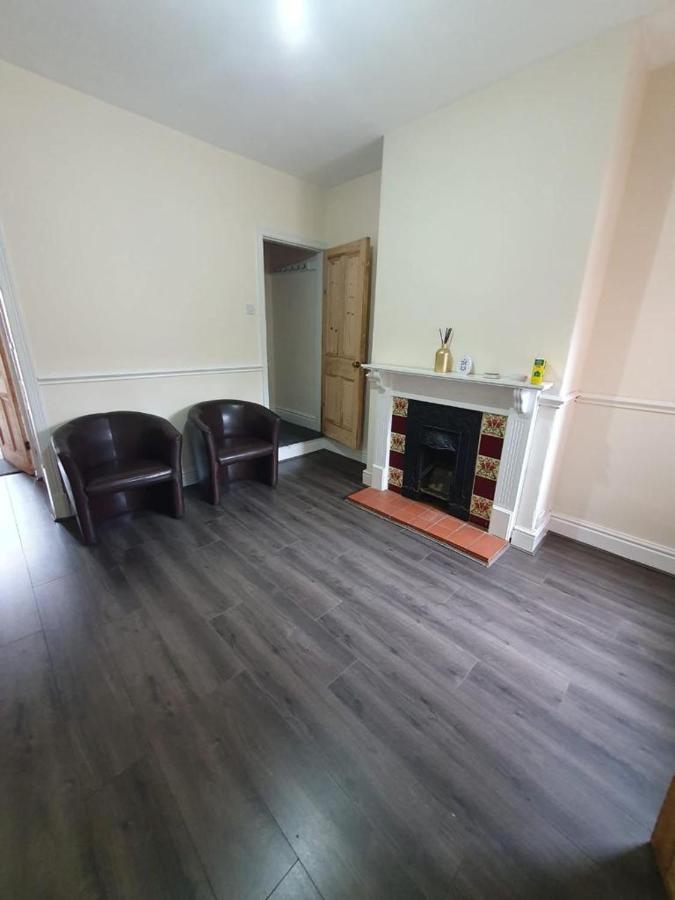 2 Bedroom House - Hopefield Road Leicester Exterior photo